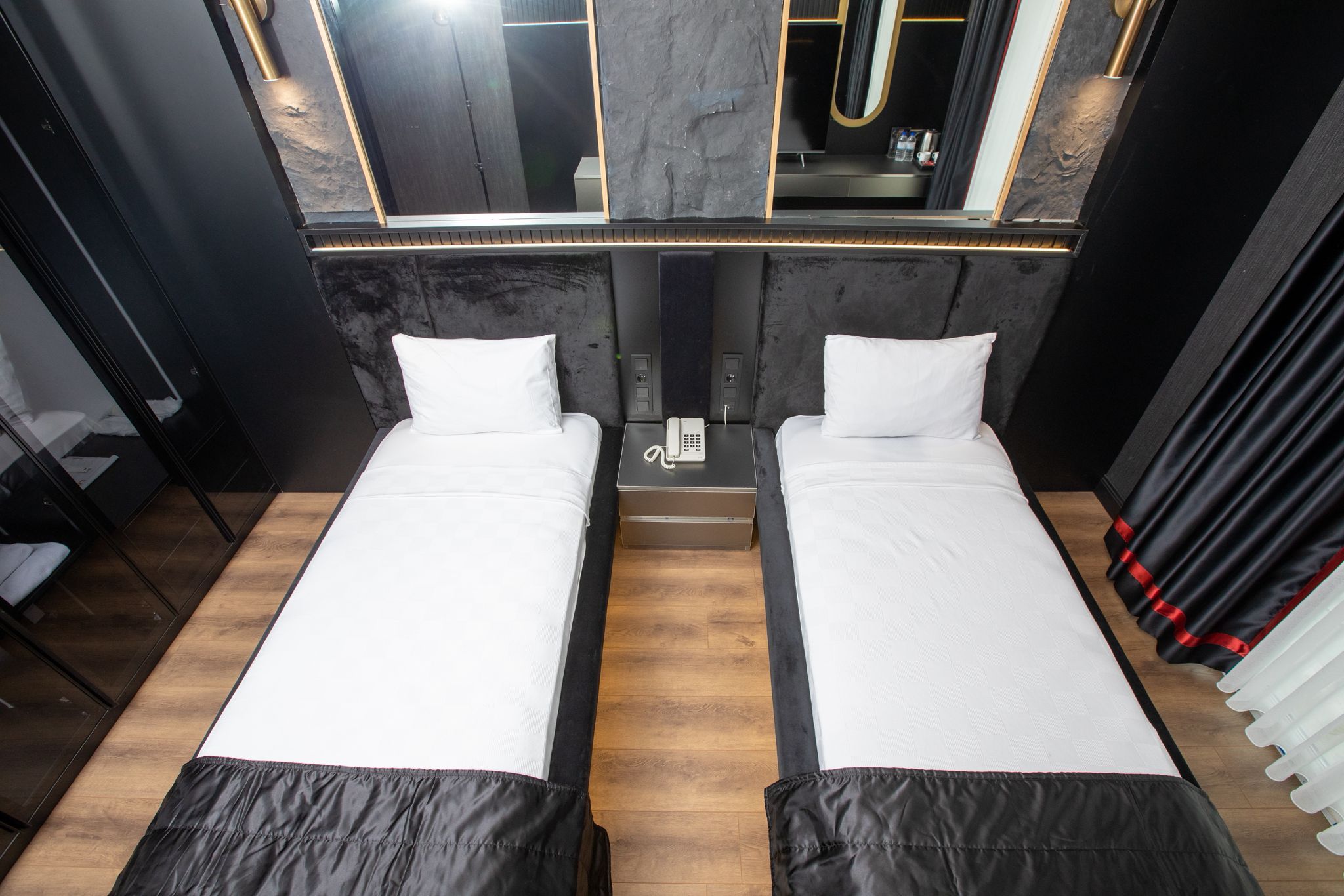 Iki Ayrı Yataklı Oda